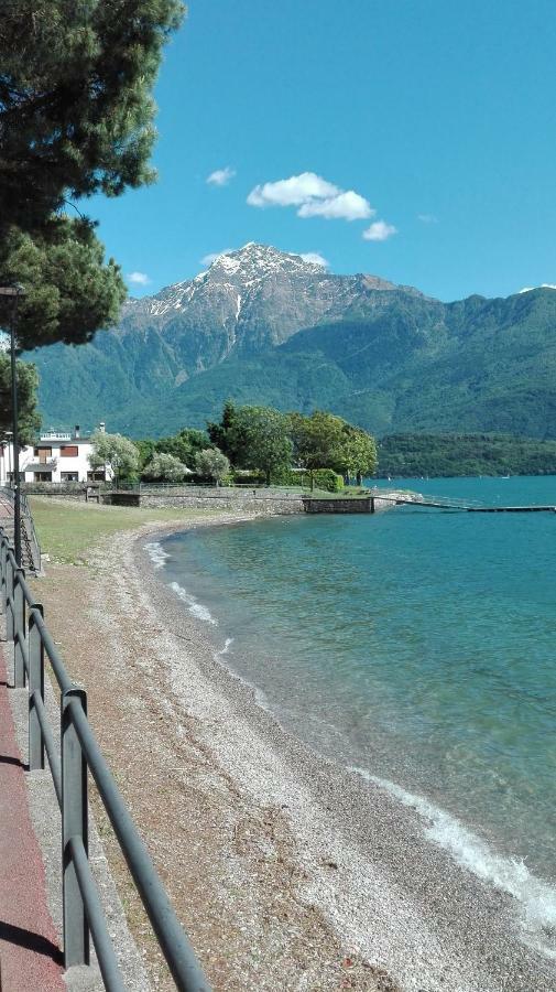 Casa D'Epoca Fronte Lago A Domaso Lago Di Como Exterior photo